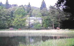 ���E�߉q�ʑ�