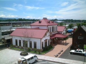 �̂̌y���w�B�Q�O�O�O�N�S���I�[�v��