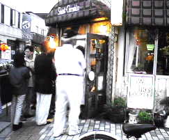 �����s��